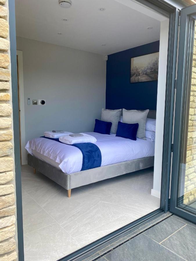 Stunning Modern Home Set In Beautiful Grounds. Bath Esterno foto